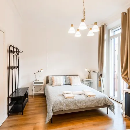 Lux House Guest 4*
